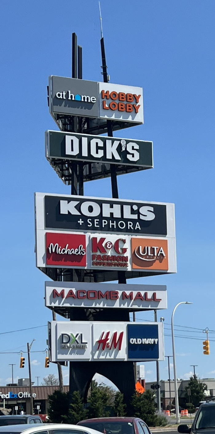 Macomb Mall - July 22 2022